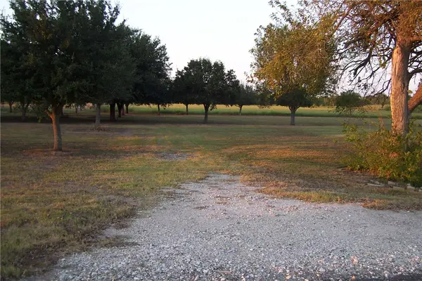 2652 FM 2988 Fm 2988, Navasota, TX 77868