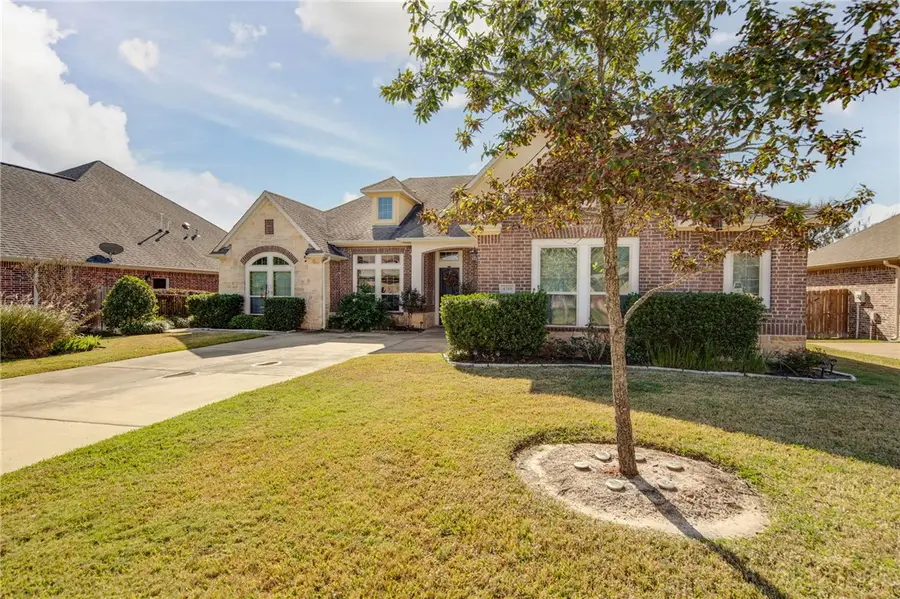 4318 Hadleigh Lane, College Station, TX 77845 - Image #2