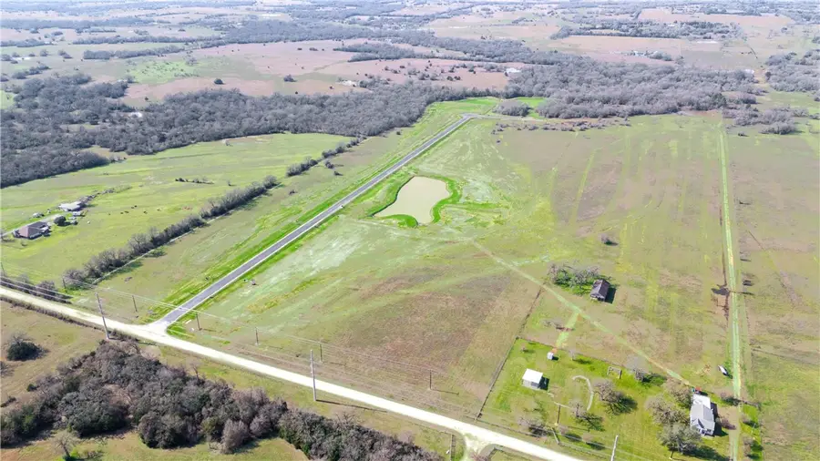 2473 Coronado Estates Drive, Bryan, TX 77808 - Image #2