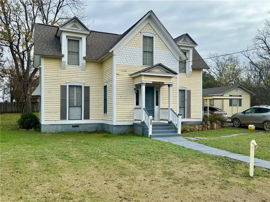 102 S Pine Street, Calvert, TX 77837 - Image #2