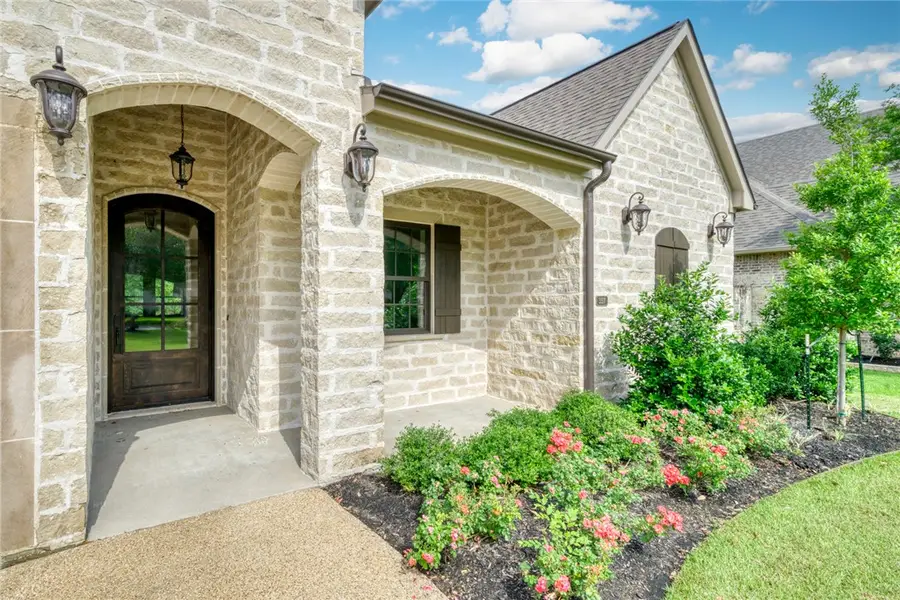 3317 Legacy Court, Bryan, TX 77802 - Image #2