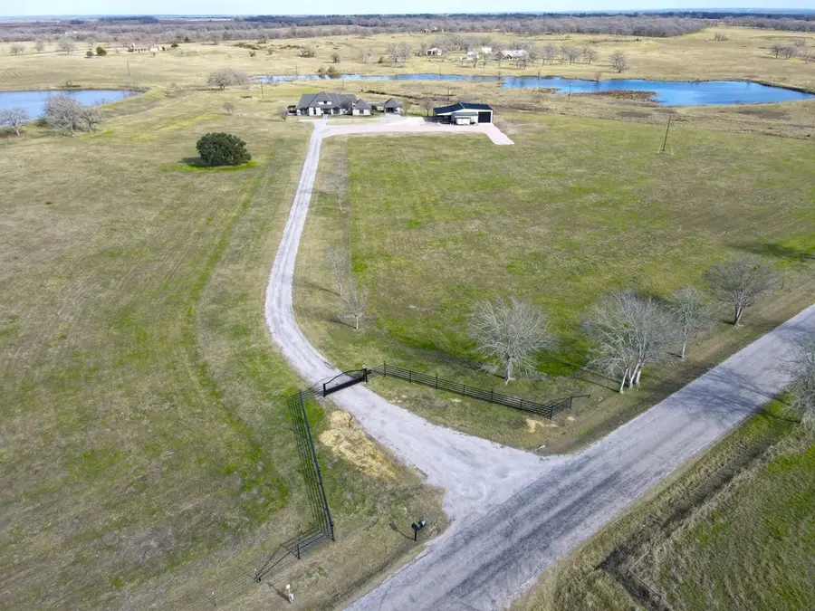 2824 County Road 117, Giddings, TX 78942 - Image #2
