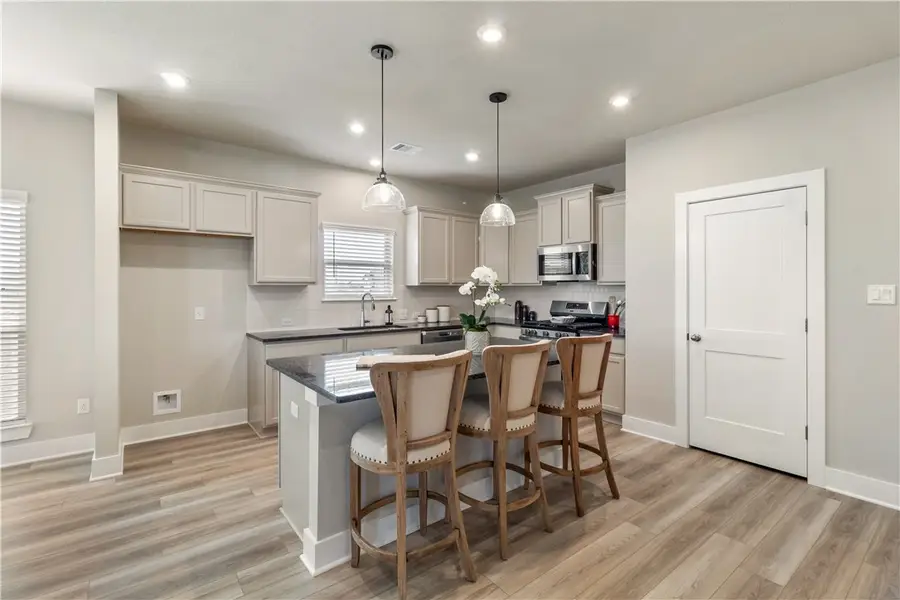 6303 Raleigh Drive, College Station, TX 77845 - Image #2