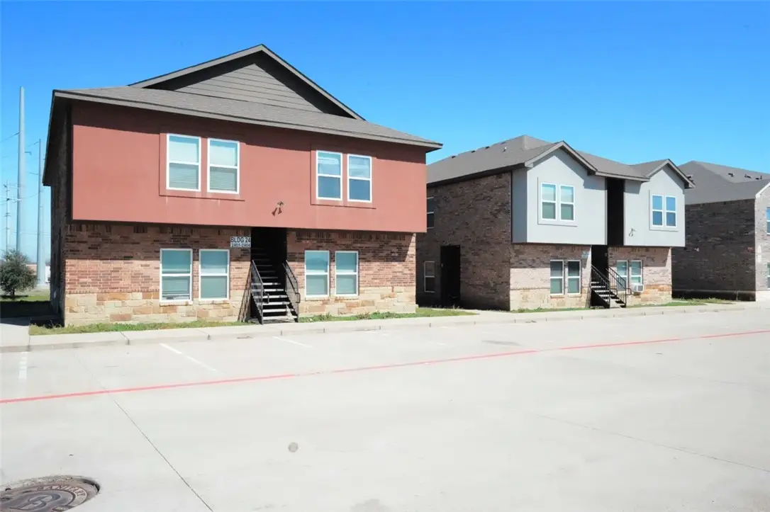 2910 Town Square Avenue #24, Bryan, TX 77802 - Image #1