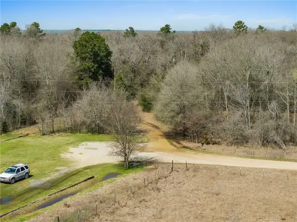 6671 Cotton Street, Bedias, TX 77831