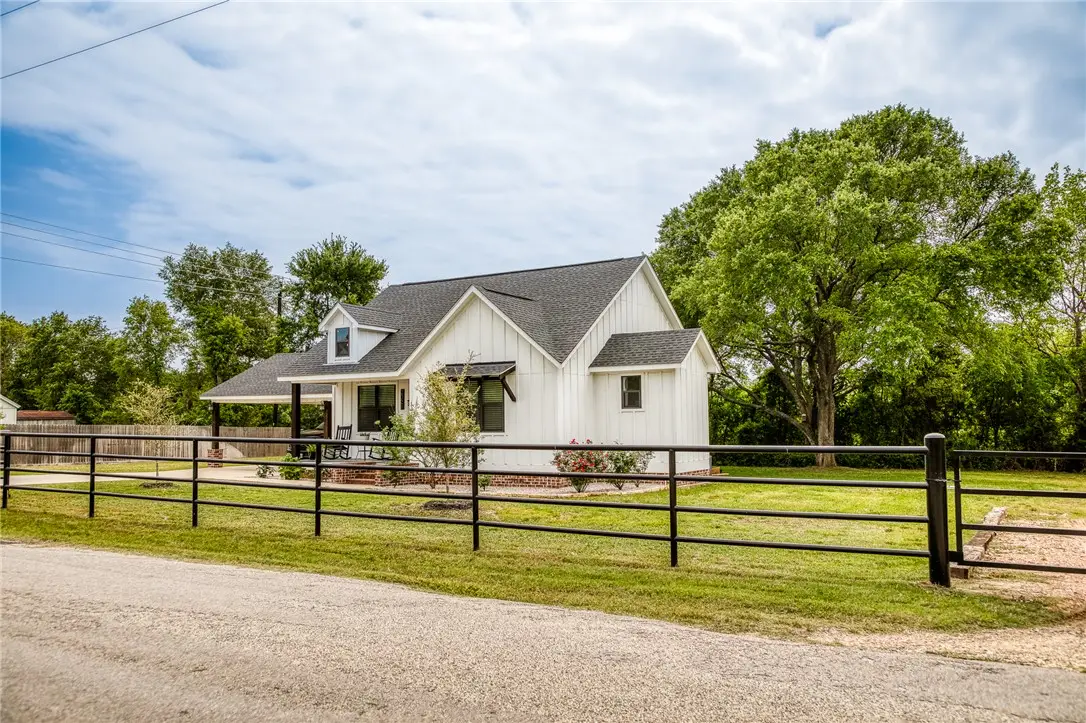 2021 Strangmeier Road, Brenham, TX 77833 - #1