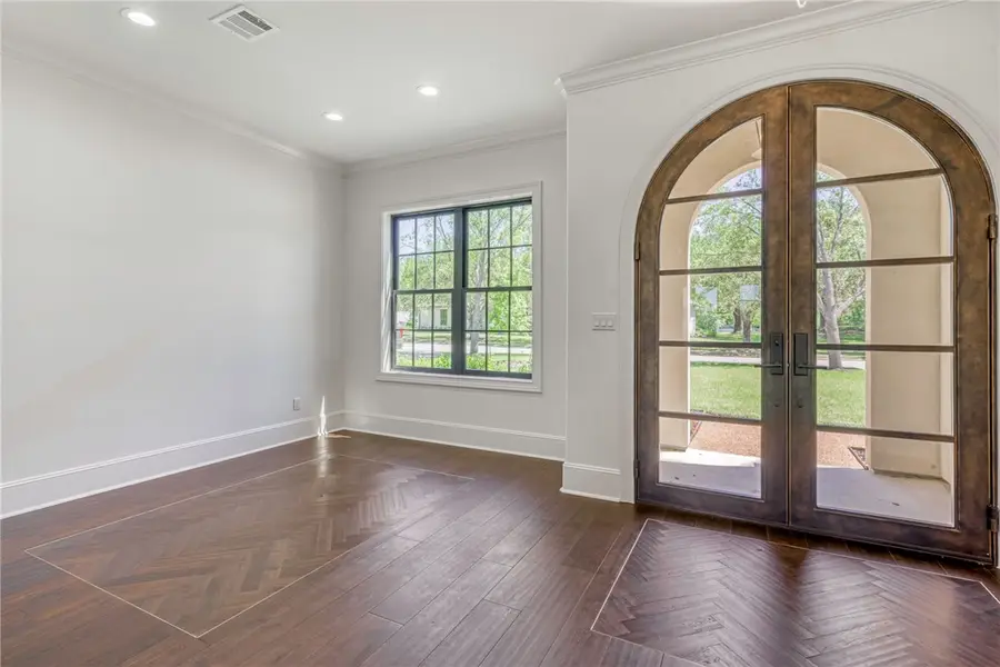 3309 Legacy Court, Bryan, TX 77802 - Image #3