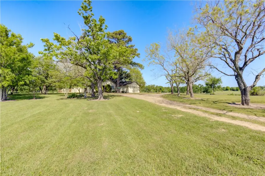 17260 Highway 6, Navasota, TX 77868 - Image #3