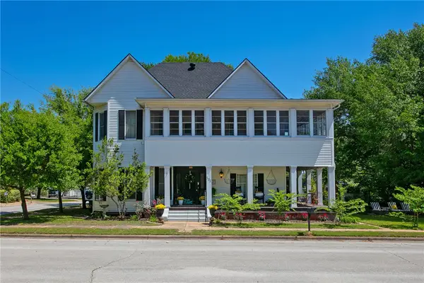 101 S Thomas Street, Caldwell, TX 77836