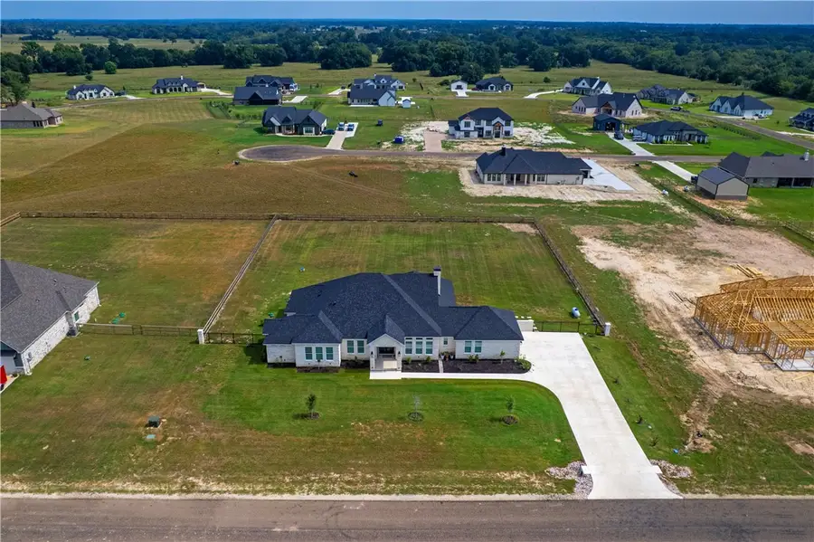 7844 Mathis Creek Drive, Bryan, TX 77808-1547 - Image #3