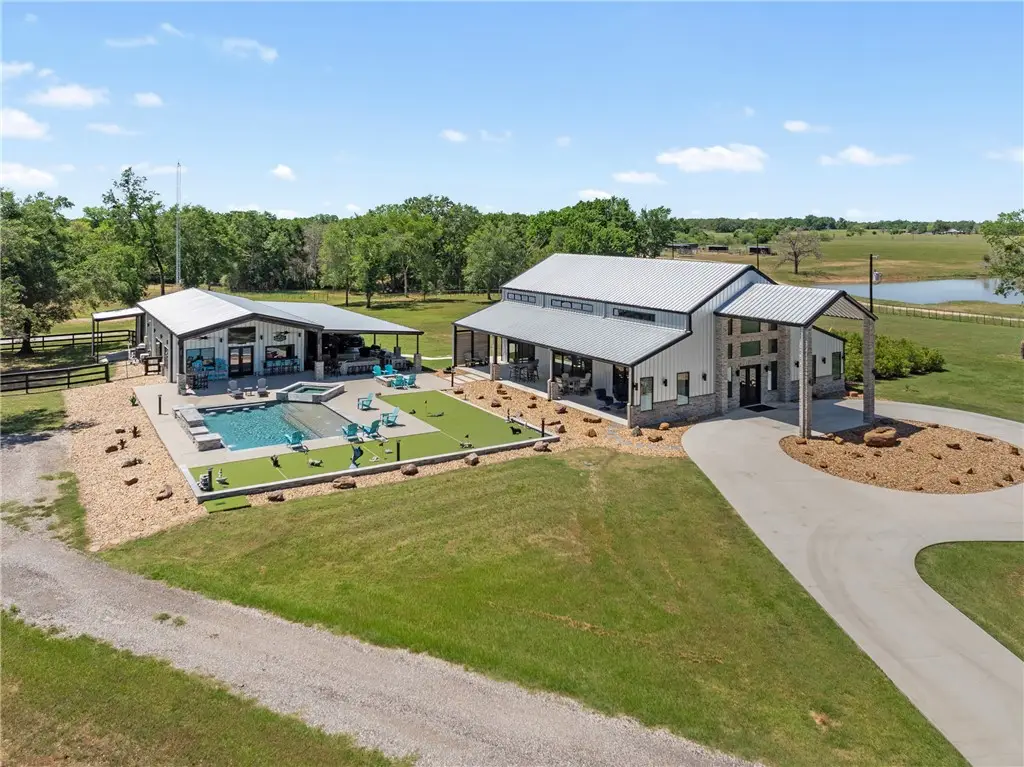 1923 County Road 202, Caldwell, TX 77836 - Image #1