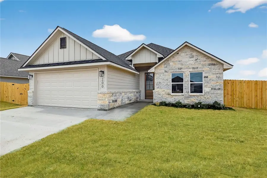 200 Orchard Cove, Snook, TX 77878 - #2