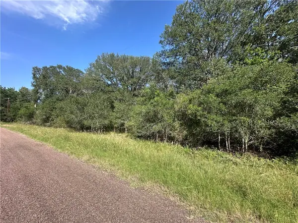 344 and 362 Indian Ridge Dr., Somerville, TX 77879