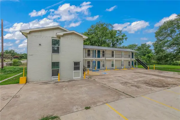 615 San Jacinto Lane, Bryan, TX 77803-1460