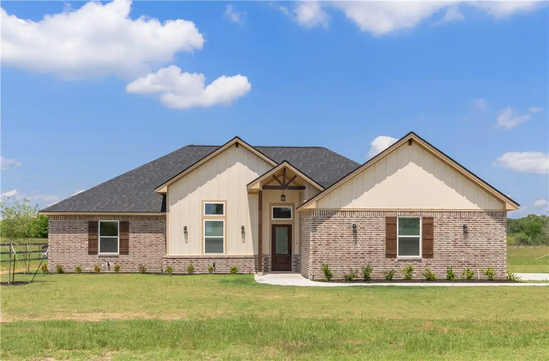 3310 Hunters Crossing Trail, Bryan, TX 77808 - Image #1