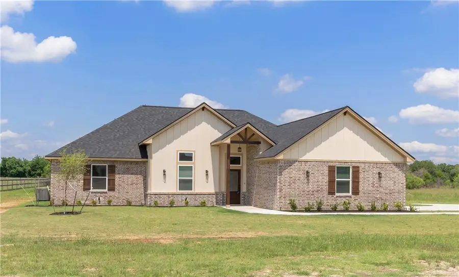 3310 Hunters Crossing Trail, Bryan, TX 77808 - Image #2
