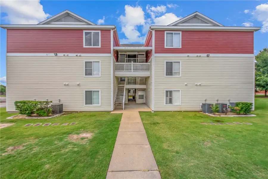 517 Southwest Parkway #103, College Station, TX 77840 - Image #2