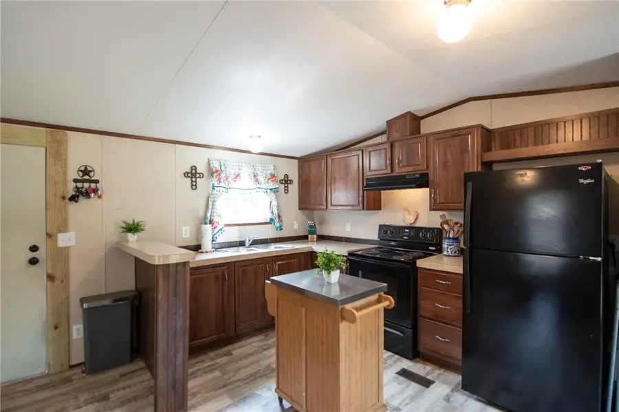 11790 Silver Springs Road, Rockdale, TX 76567 - Image #3