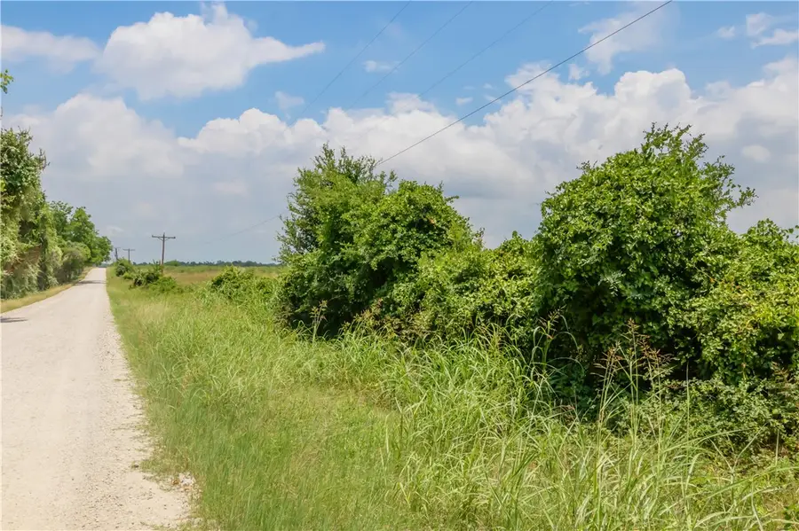 9858 N Fm 1644, Calvert, TX 77837 - Image #3