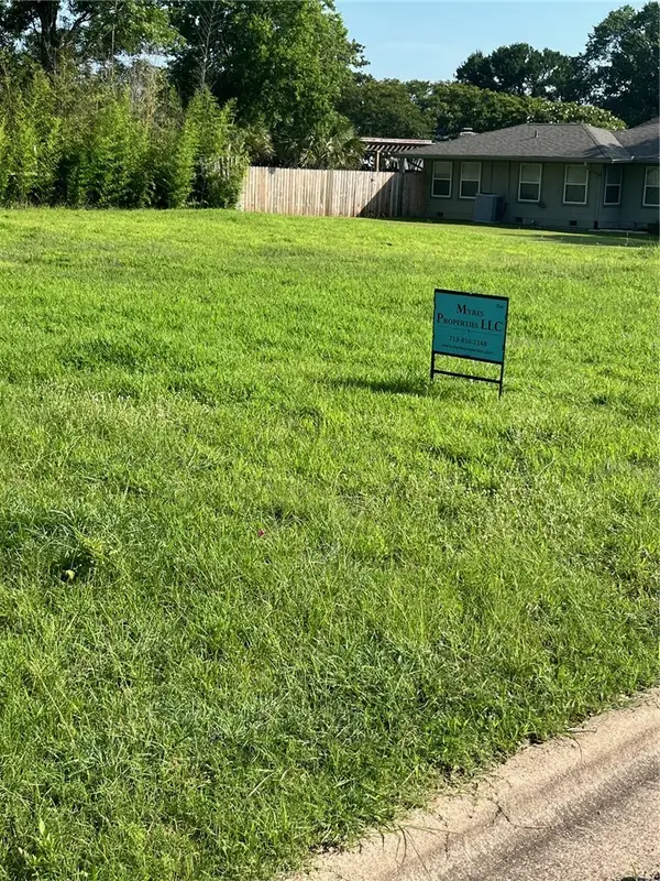 701 Thomas Street, College Station, TX 77840