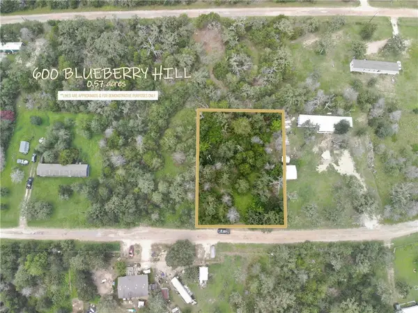 600 Blueberry Hill Road, Somerville, TX 77879