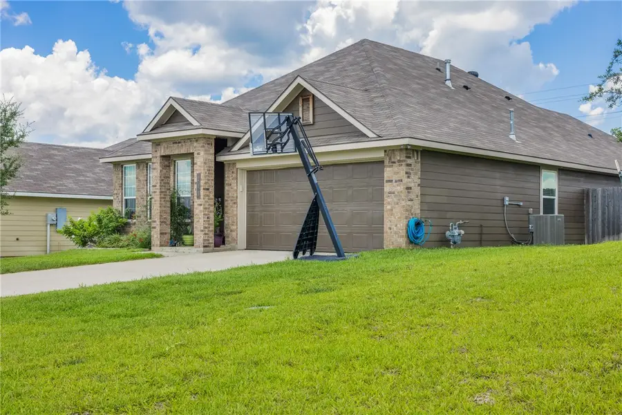 219 Cross Lane, Caldwell, TX 77836 - Image #3