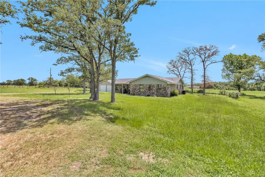 21356 N Highway 90 N, Bedias, TX 77831 - Image #2