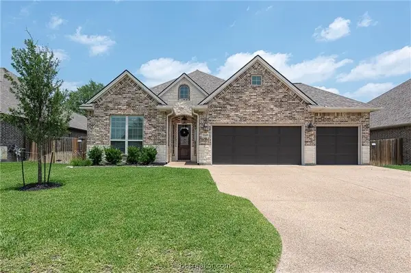3549 Foxcroft Path, Bryan, TX 77808-3203