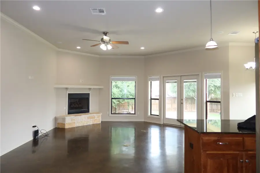 3915 Devrne Drive, College Station, TX 77845 - Image #3