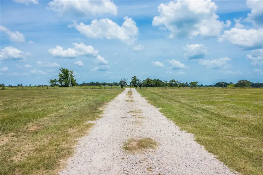 10028 County Road 244, Caldwell, TX 77836 - Image #3