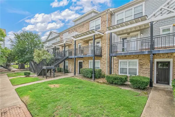 1725 Harvey Mitchell #1821, College Station, TX 77840-6403