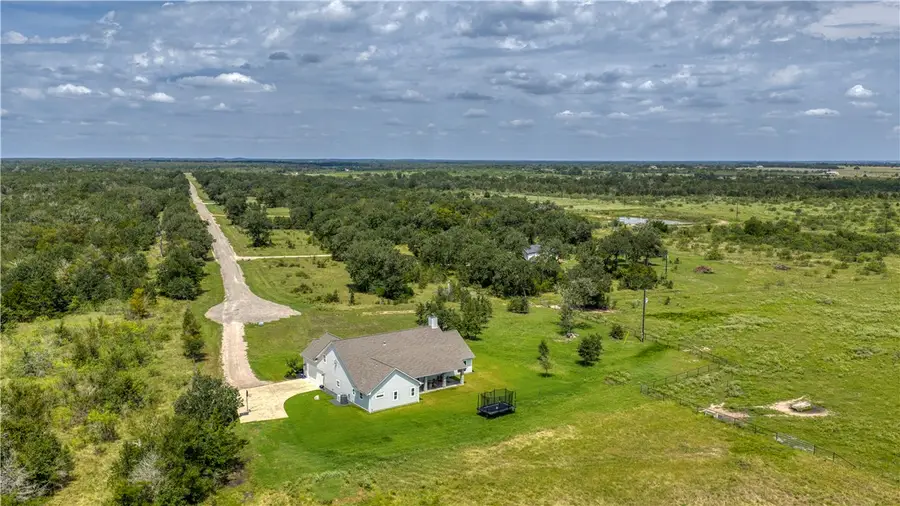 7105 Watermelon Road, Old River, TX 77879 - Image #2