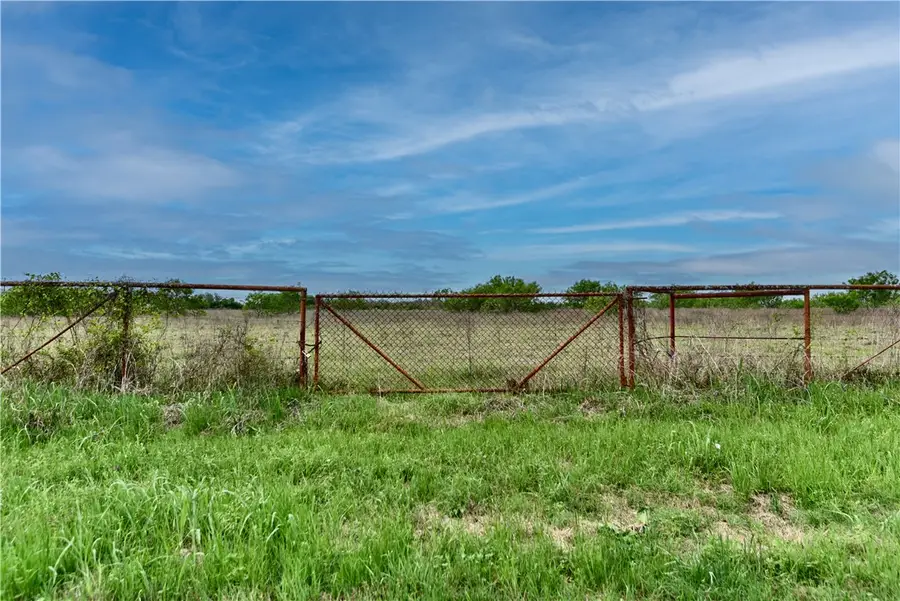 3364 County Road 328, Caldwell, TX 77836 - Image #2