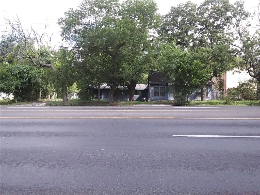 2108 W Highway 21 Highway W, Bryan, TX 77803 - Image #1