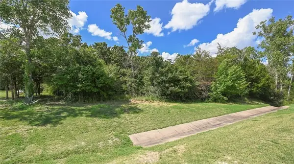 3994 Arboleda Drive, College Station, TX 77845