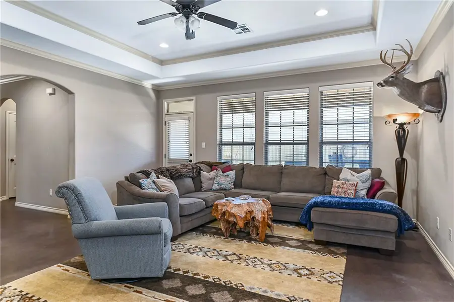 402 Deacon Drive W, College Station, TX 77845 - Image #3