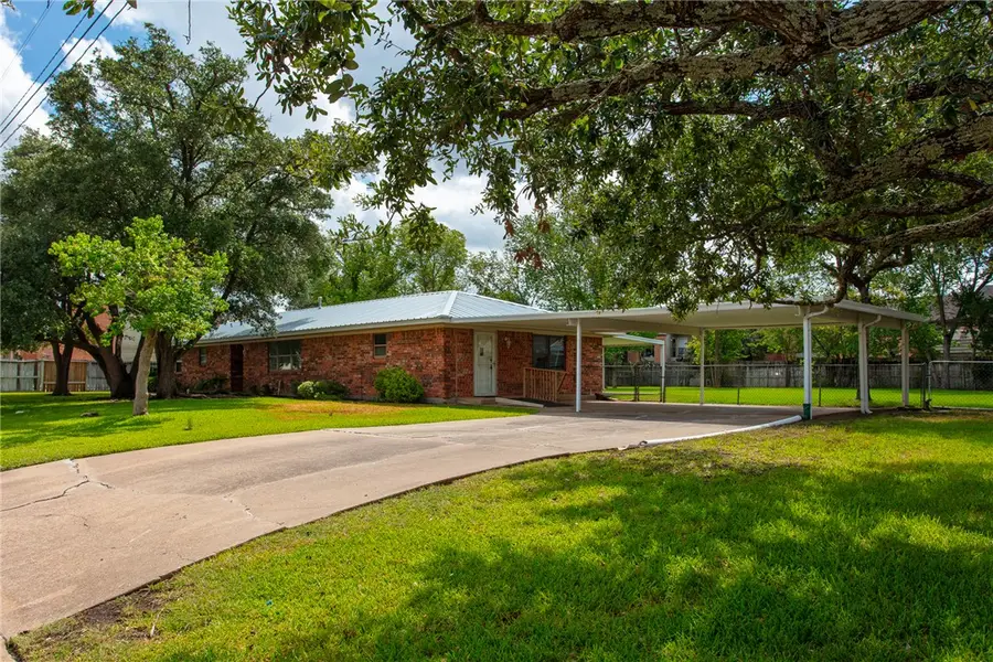 605 Walker Street, Bryan, TX 77802 - Image #2