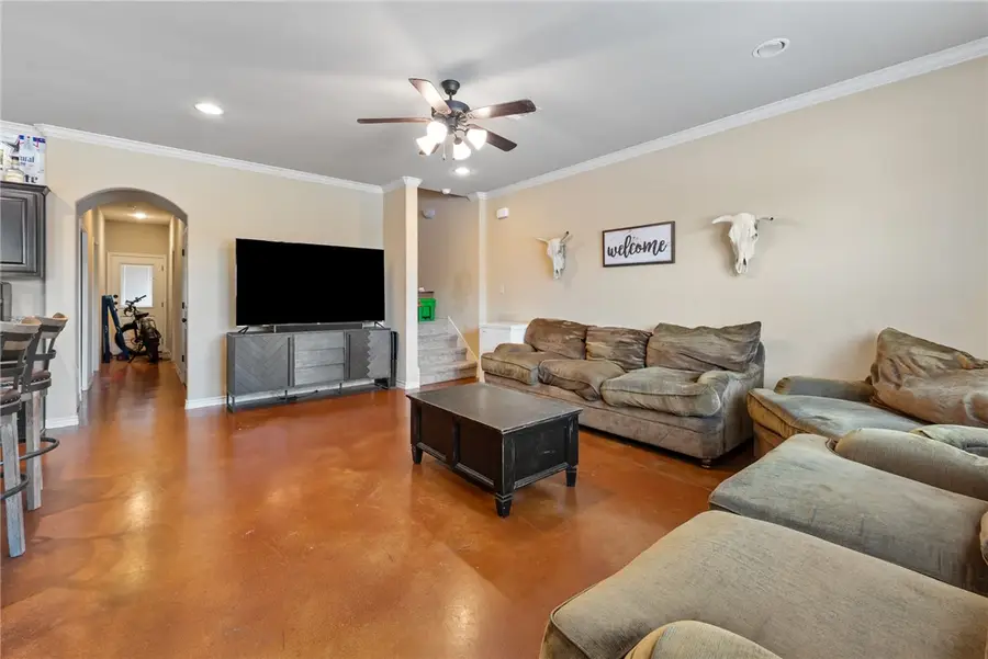 401 Goldilocks Lane, College Station, TX 77845 - Image #2