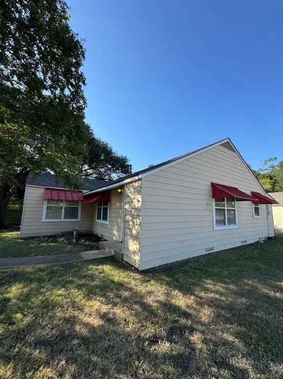 1101 E 30th Street, Bryan, TX 77802 - Image #3