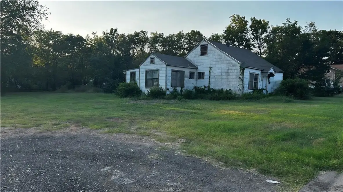 400 S Brazos Avenue, Bryan, TX 77803 - Image #1
