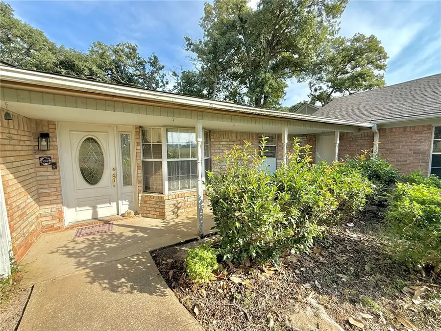 40 Golfview Drive, Hilltop Lakes, TX 77871 - Image #3