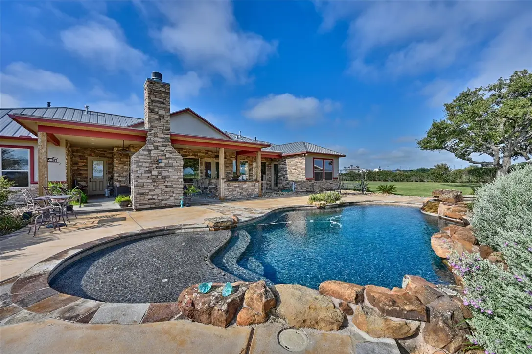 41968 Kelley Road, Hempstead, TX 77445 - Image #1