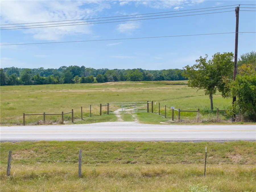 8993 E Osr, Hearne, TX 77859 - Image #3