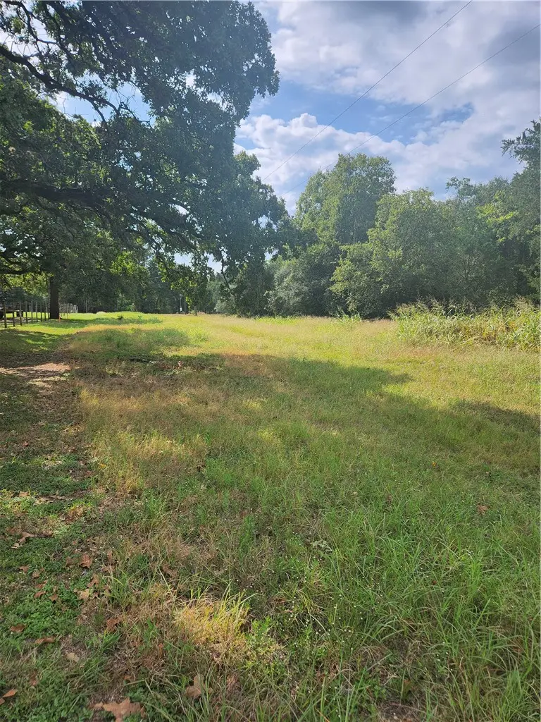 279 First St Street Sw, Somerville, TX 77879 - Image #2