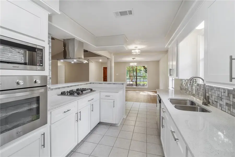 2006 Wilkes Street, Bryan, TX 77803 - Image #2