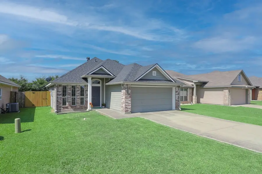 5272 Sagewood Drive, College Station, TX 77845 - Image #2