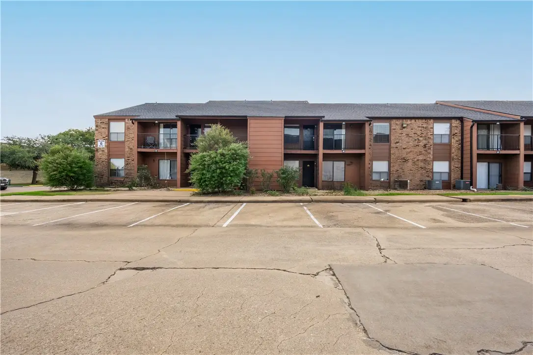 904 University Oaks Boulevard #90, College Station, TX 77840 - Image #1