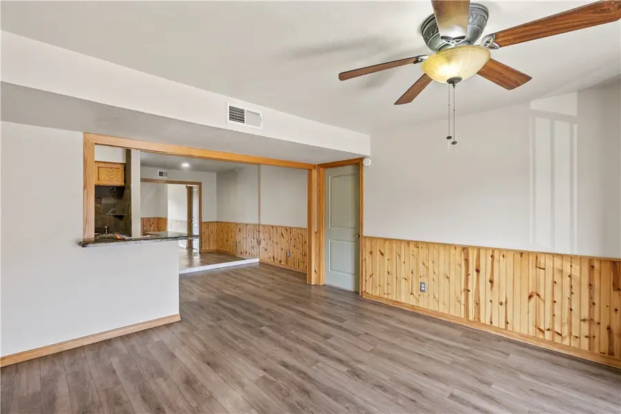 904 University Oaks Boulevard #90, College Station, TX 77840 - Image #3