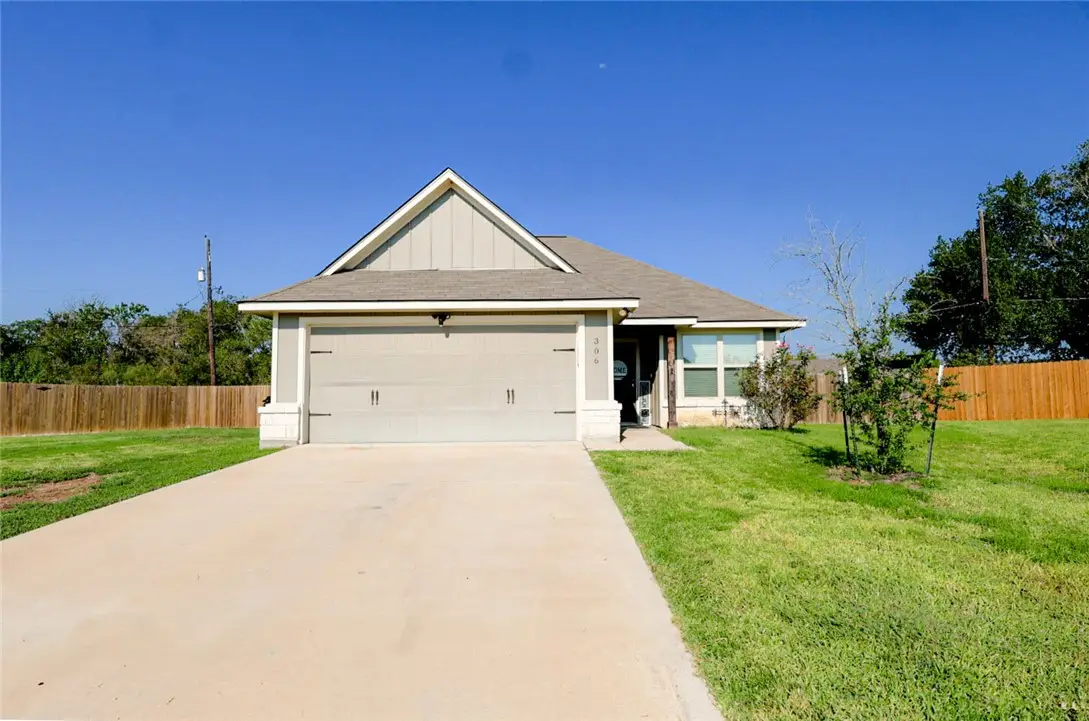 306 Still Meadow Street, Caldwell, TX 77836 - Image #1