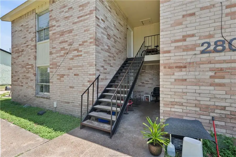 2808 Cypress Bend Circle, Bryan, TX 77801 - Image #2